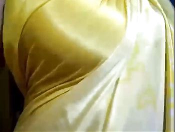 Golden bhabhi First Cam Show big boobs fucking hard
