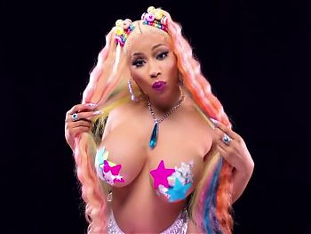 Nicki Minaj’s Big Tits